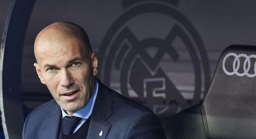 zinedine zidane jucatori de fotbal