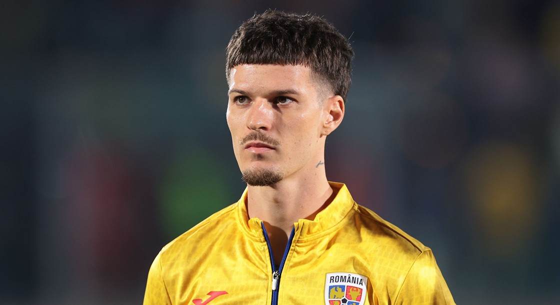 dennis man a semnat cu PSV